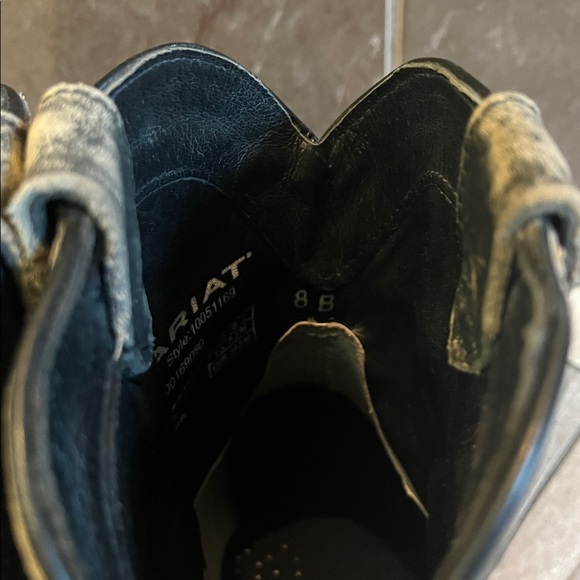 Ariat Black Leather cowgirl boots. Women’s 8 - Picture 5 of 8